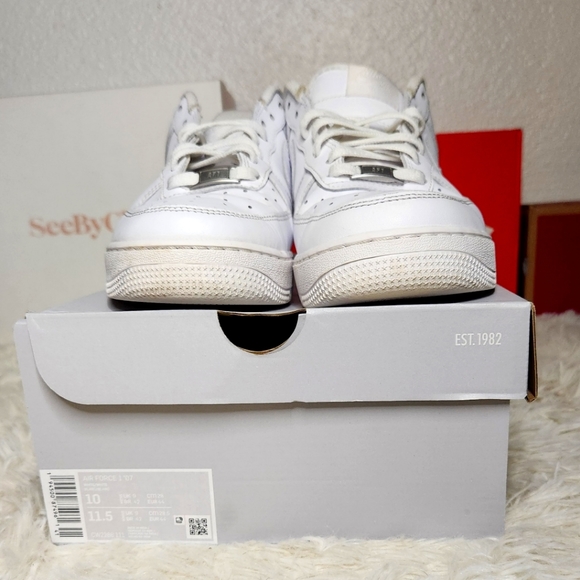 Nike Other - Men White Nike Air Force 1 '07